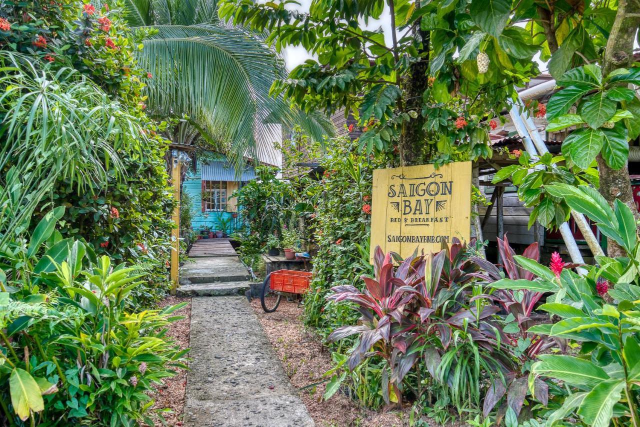 Saigon Bay Bed & Breakfast Bocas Town Exterior photo