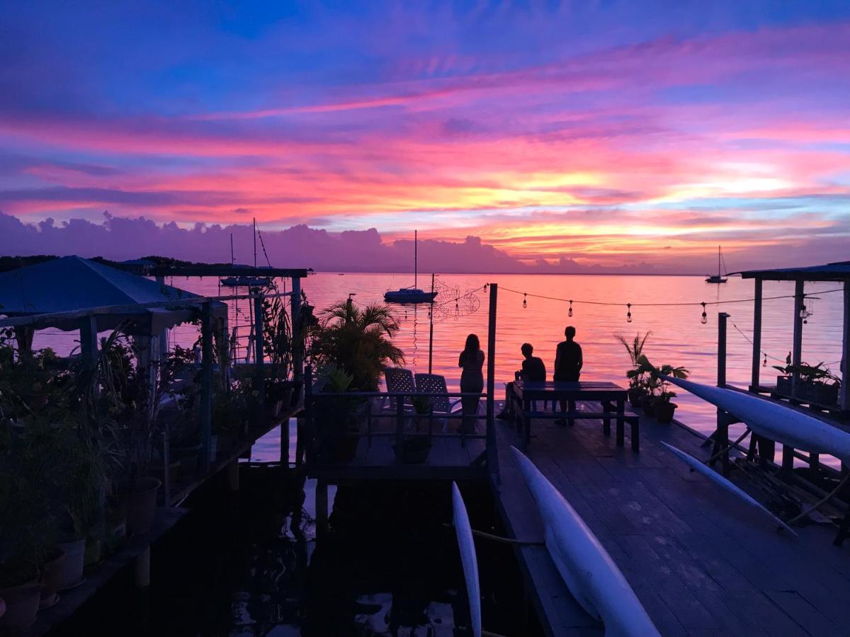 Saigon Bay Bed & Breakfast Bocas Town Exterior photo