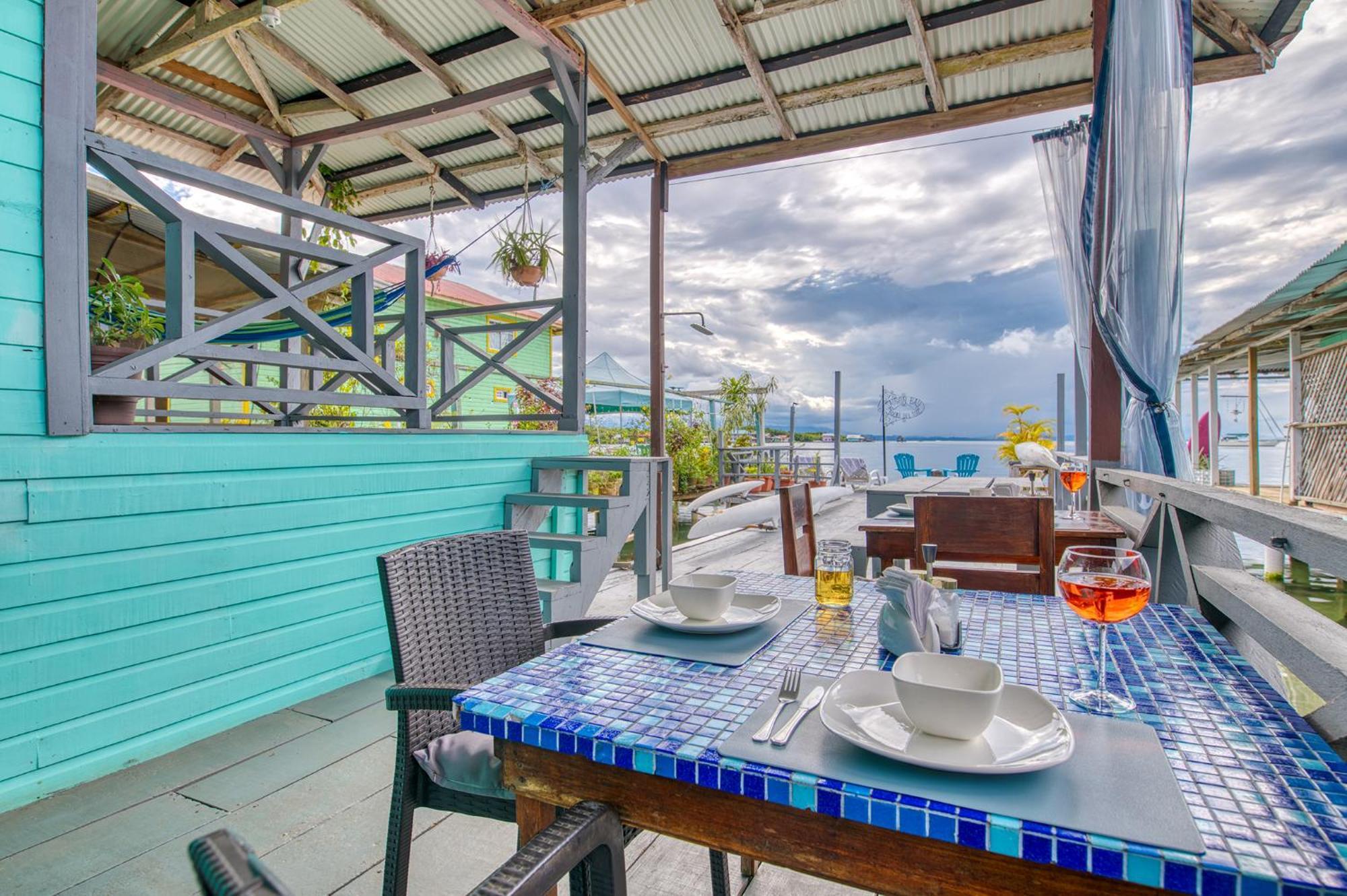 Saigon Bay Bed & Breakfast Bocas Town Exterior photo